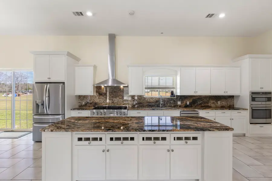 2464 N Walker Road, Cleveland, TX 77328 - Image #3