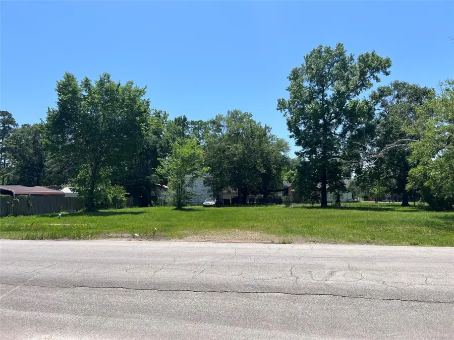 404 & 400 E Hanson Street, Cleveland, TX 77327 - Image #3