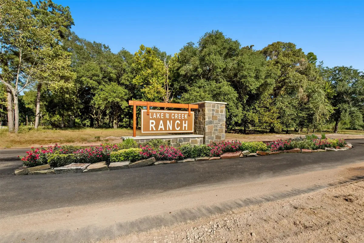 18404 Woodstream Crossing Road, Montgomery, TX 77316 - #1