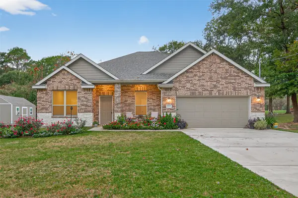 15195 Conroe Heights Lane, Willis, TX 77318