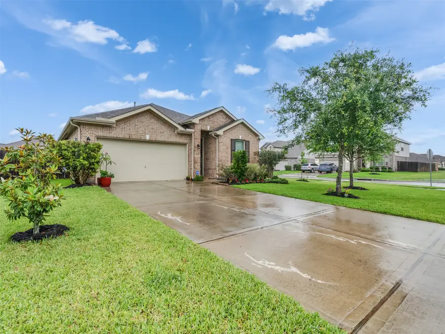 1807 Oakdale Mist Drive, Dickinson, TX 77539 - #3