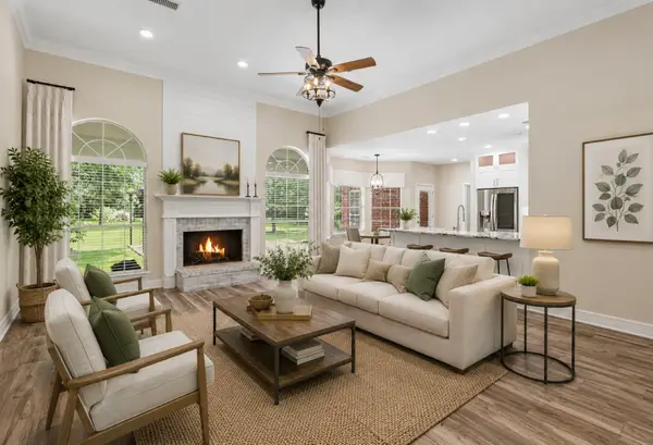 8911 Diamante Drive, Magnolia, TX 77354