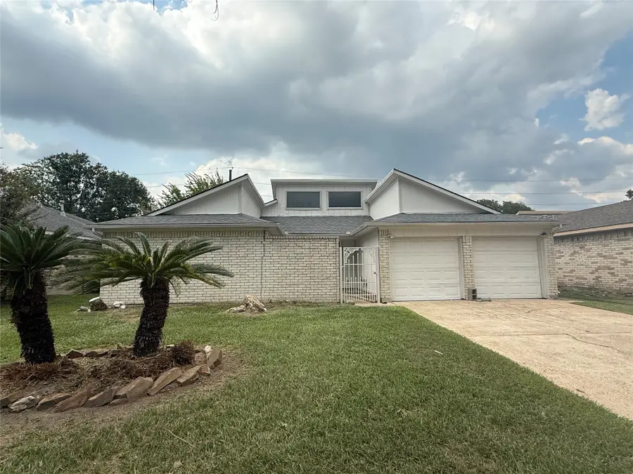 15722 Fox Springs Drive, Houston, TX 77084 - Image #2