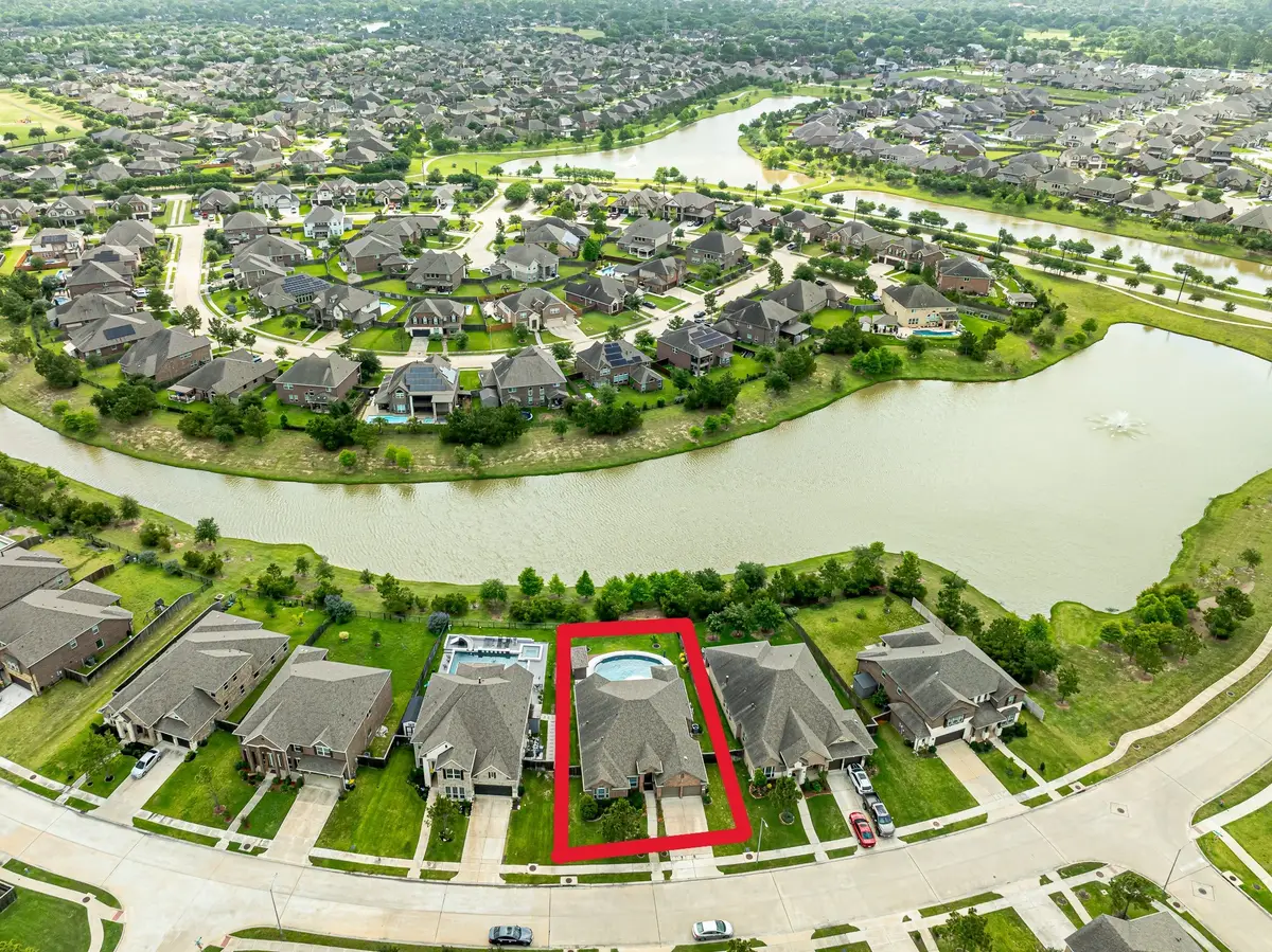 2003 Highland Meadows Drive, Pearland, TX 77089 - Image #1