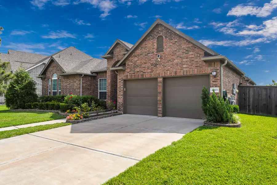 2003 Highland Meadows Drive, Pearland, TX 77089 - Image #3