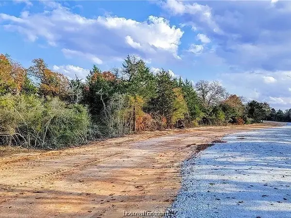 4524 Hampshire Lane, Franklin, TX 77856