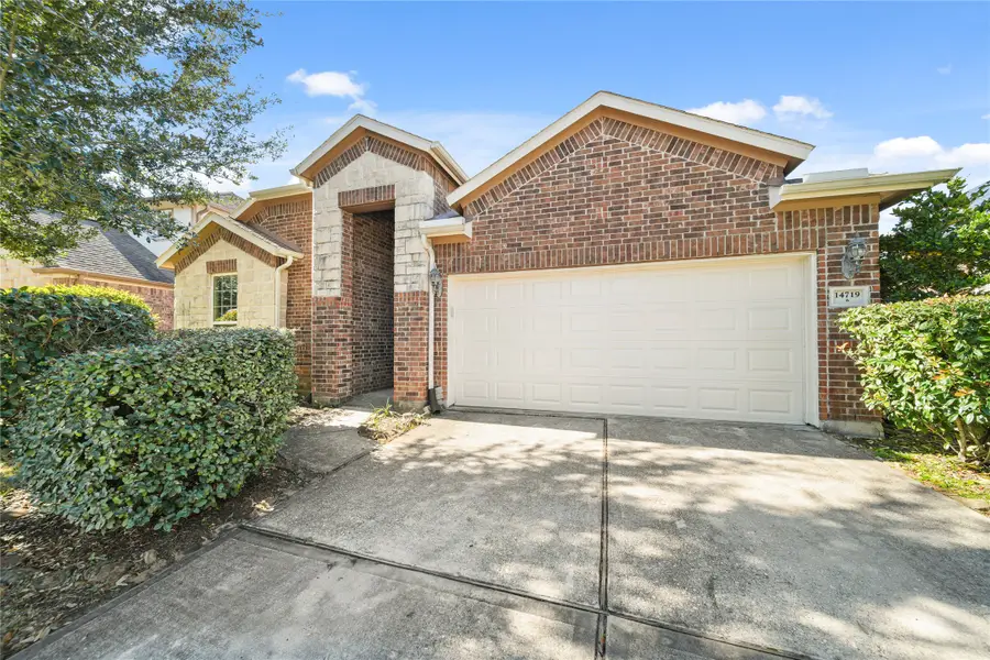 14719 Ashley Creek Court, Humble, TX 77396 - Image #3