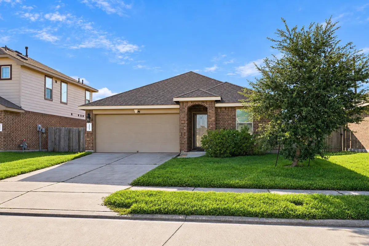 8218 Oakleaf Meadow Court, Rosharon, TX 77583 - #1