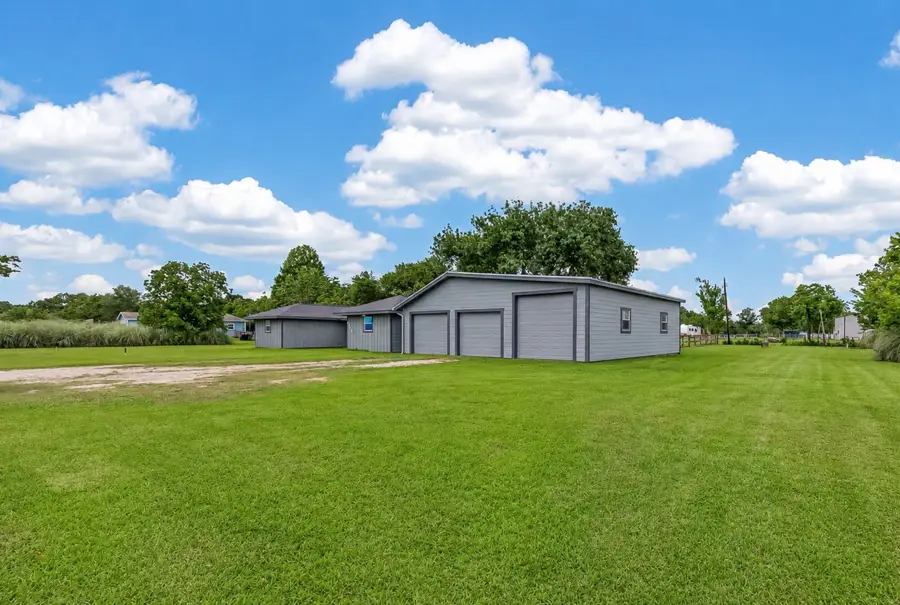 1429 County Road 192, Alvin, TX 77511 - #2