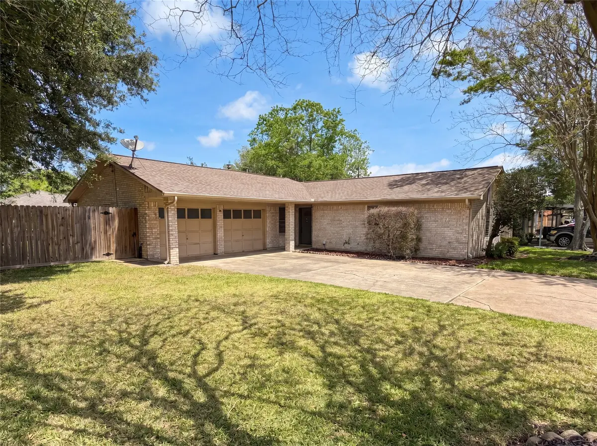 522 27th Avenue N, Texas City, TX 77590 - #1