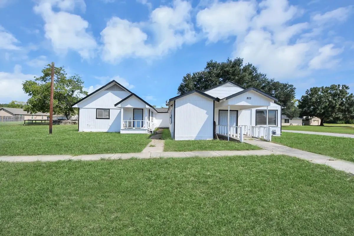 803 Live Oak Street, Sealy, TX 77474 - #1