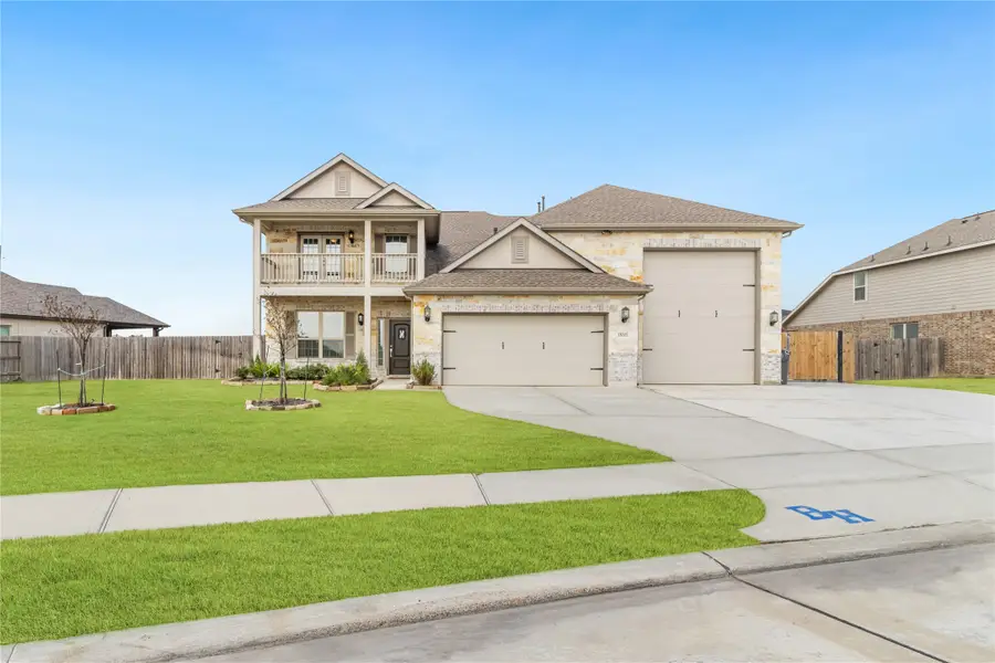 15003 Gulfstream Park Avenue, Monterey Belvieu, TX 77523 - Image #2