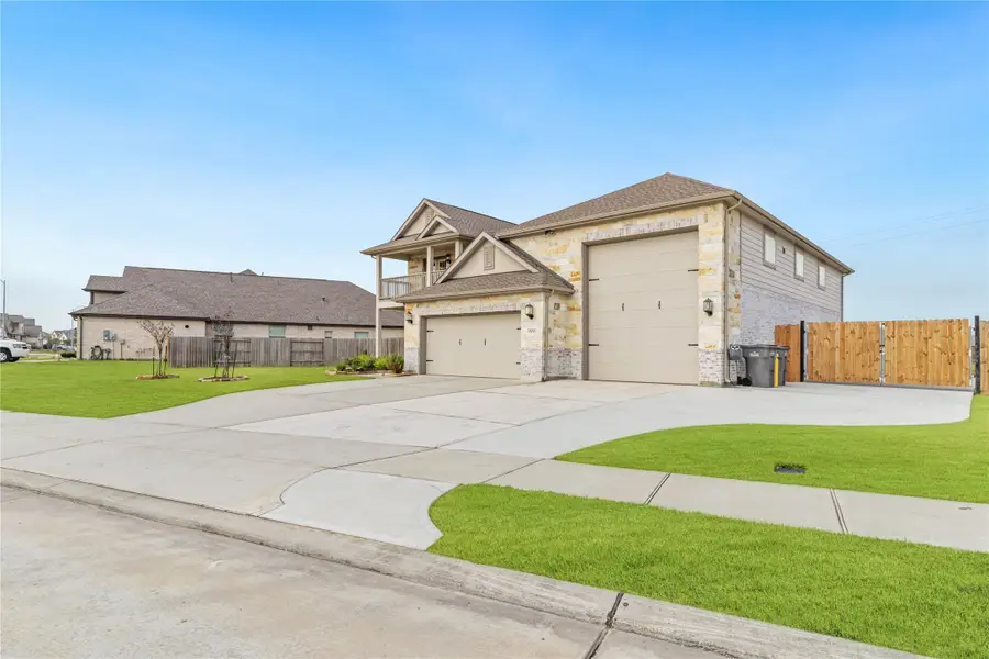 15003 Gulfstream Park Avenue, Monterey Belvieu, TX 77523 - Image #3