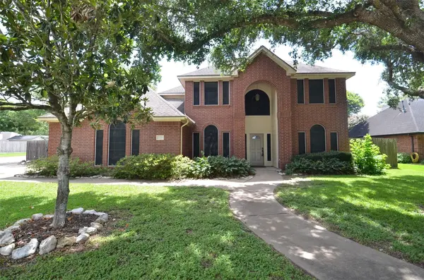 1400 Bob White Trail, Sealy, TX 77474