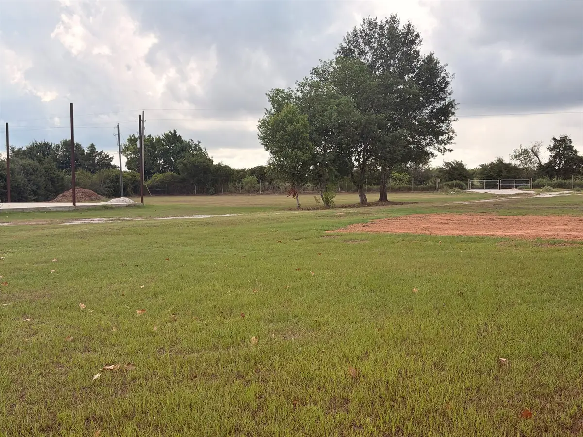 35143 Cattle Creek Road, Hempstead, TX 77445 - #1