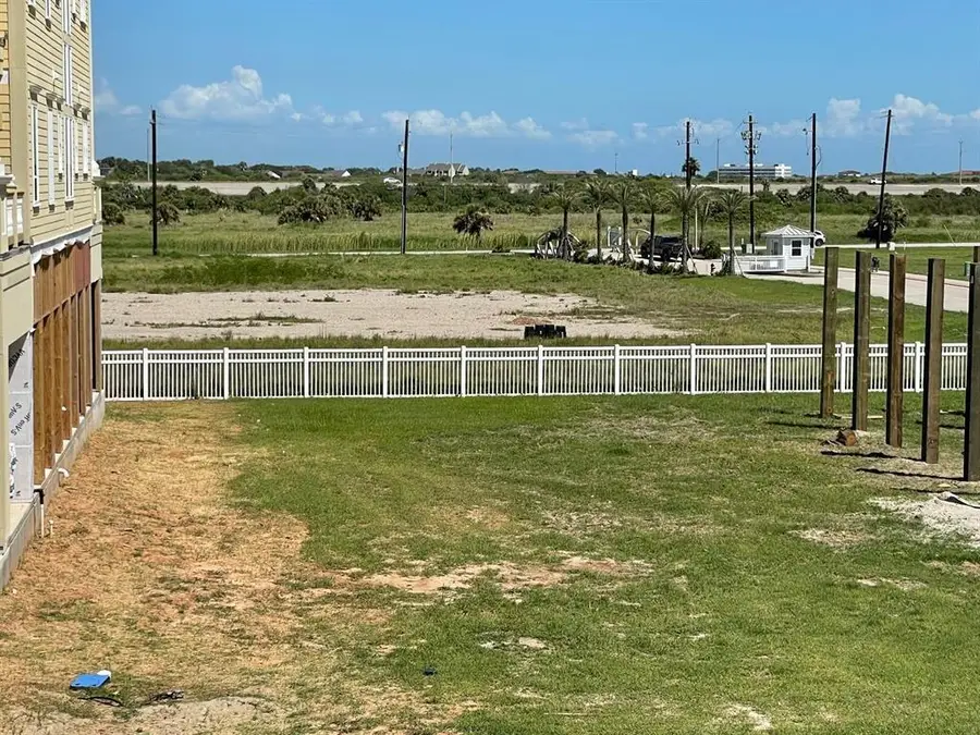 4 Grand Beach Boulevard, Galveston, TX 77550 - #3
