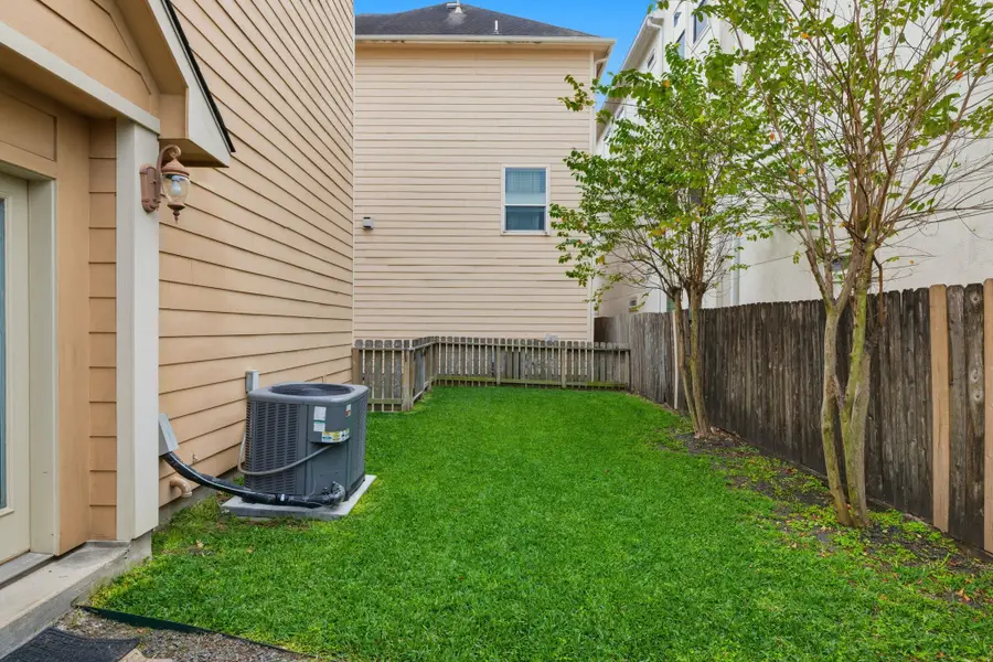 1714 Ovid Street #C, Houston, TX 77007 - Image #2