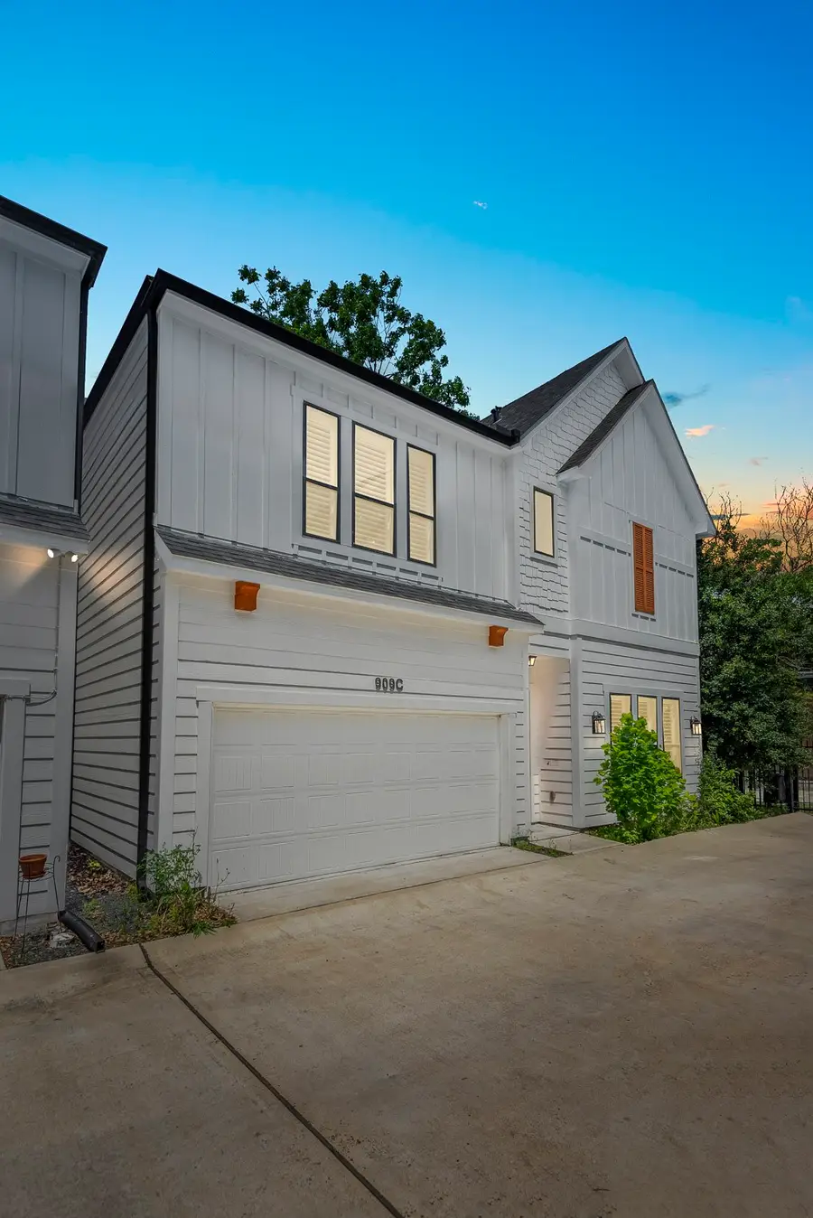 909 Oak Street #C, Houston, TX 77018 - #2