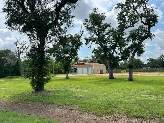 6018 County Road 802, Brazoria, TX 77422 - Image #1
