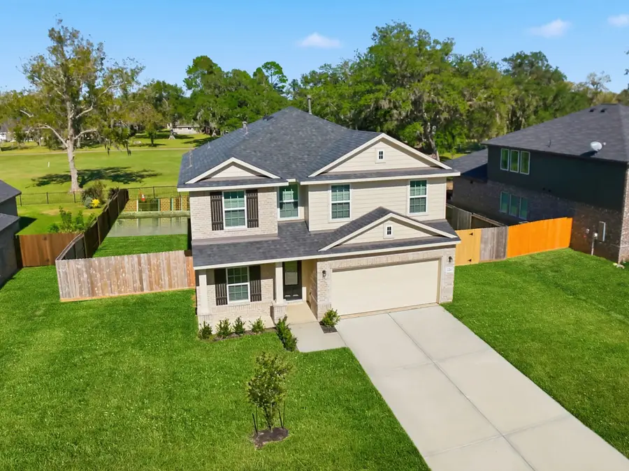 2319 Ridgewood Drive, West Columbia, TX 77486 - Image #2