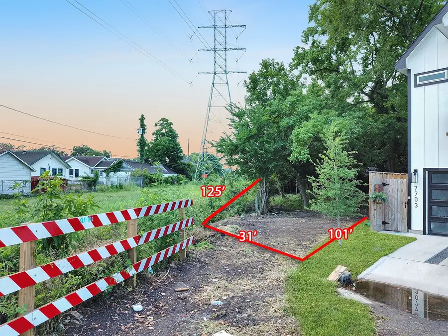 0 Dayton, Houston, TX 77012 - #2