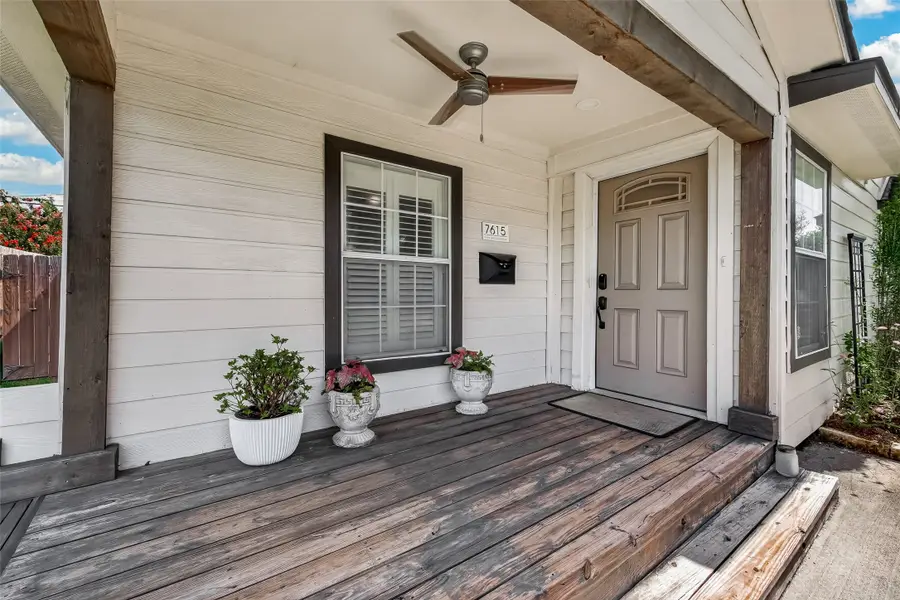 7615 Azalea Street, Houston, TX 77023 - #3