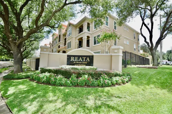 3231 Allen Parkway #6102, Houston, TX 77019