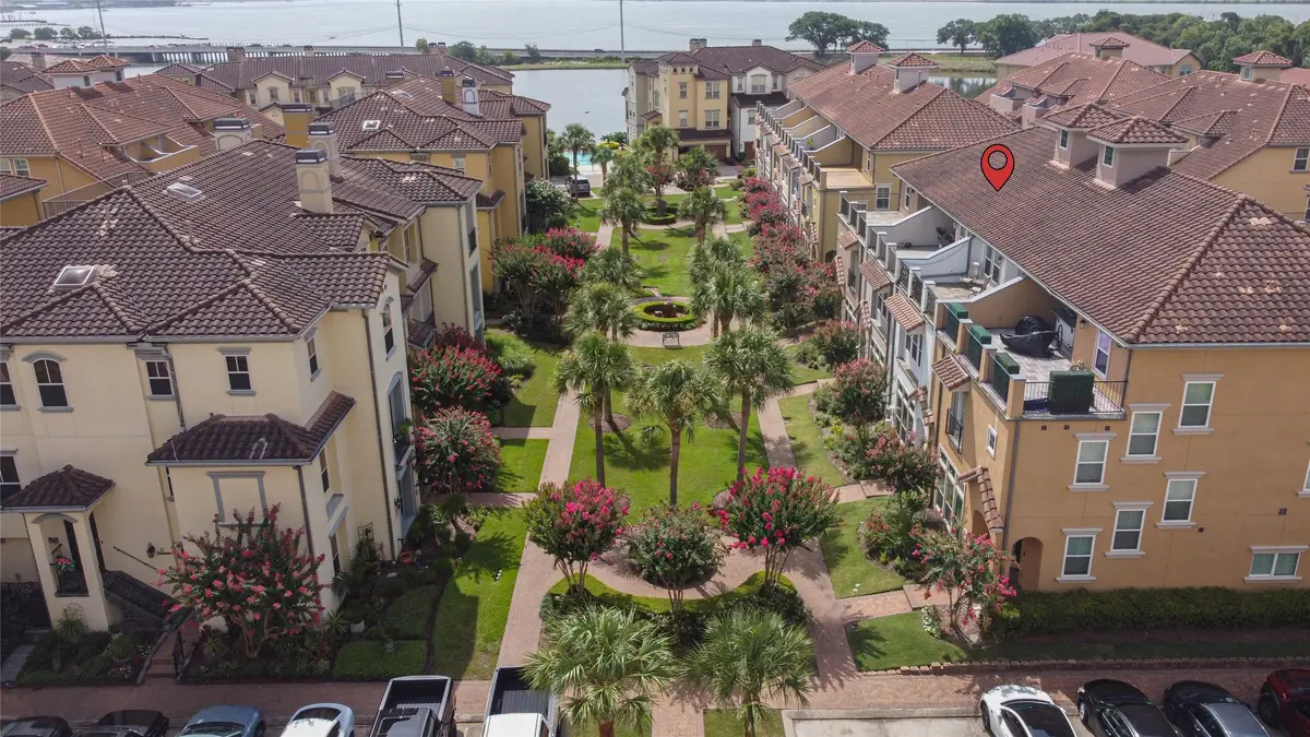 22 Tassia Lane, Pasadena, TX 77058 - Image #1