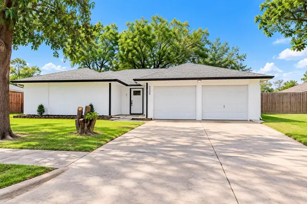 9206 Beckenham Drive, Houston, TX 77099