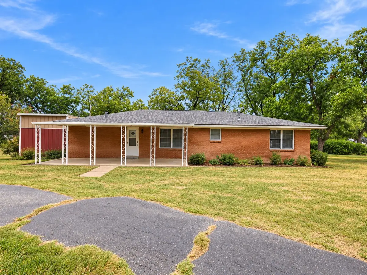 1706 W Frank Street, Grand Saline, TX 75140 - #1