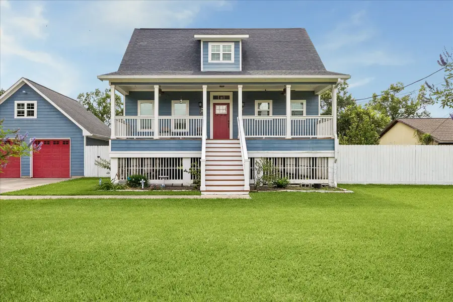 4424 Country Club Drive, Dickinson, TX 77539 - #3