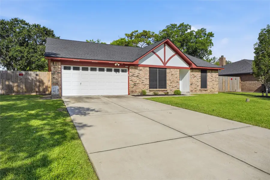4850 Kentington Drive, Alvin, TX 77511 - #2
