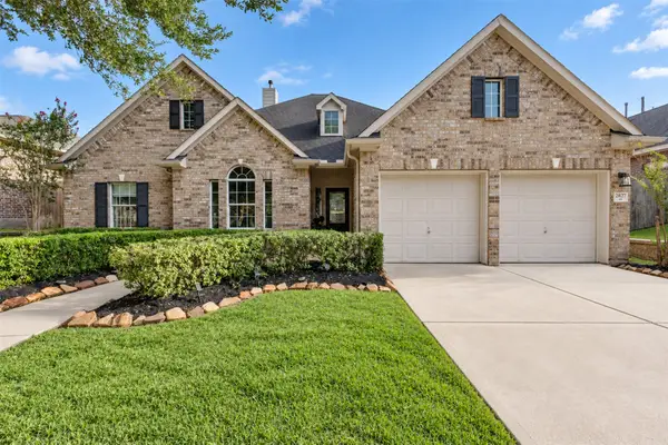 2827 Wimberly Knoll Lane, Richmond, TX 77406