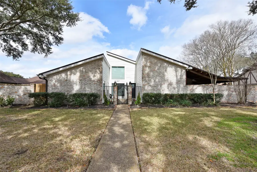 2527 Live Oak Drive, Rosenberg, TX 77471 - #2