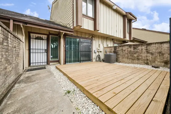 12522 Newbrook Drive, Houston, TX 77072