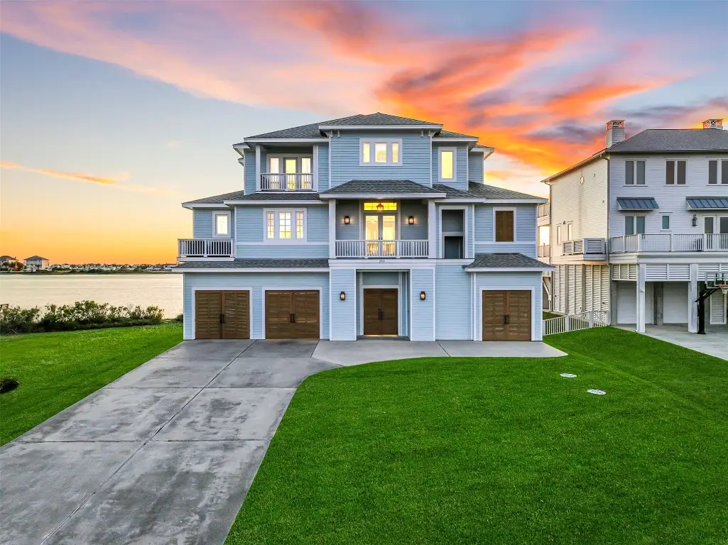 2910 11 Mile Road, Galveston, TX 77554 - #1