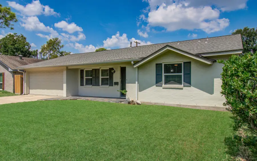 9410 Highmeadow Drive, Houston, TX 77063 - Image #2