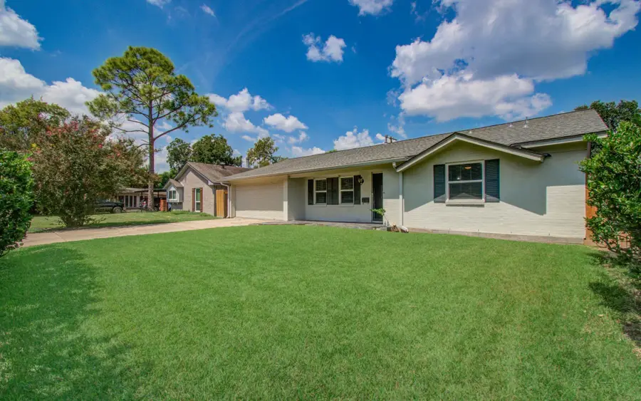 9410 Highmeadow Drive, Houston, TX 77063 - Image #3