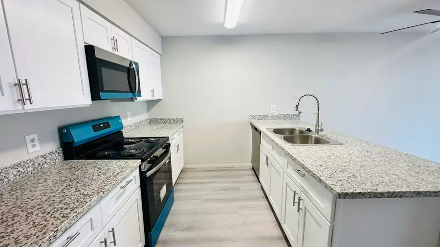 10001 Westpark Drive #86, Houston, TX 77042 - #2