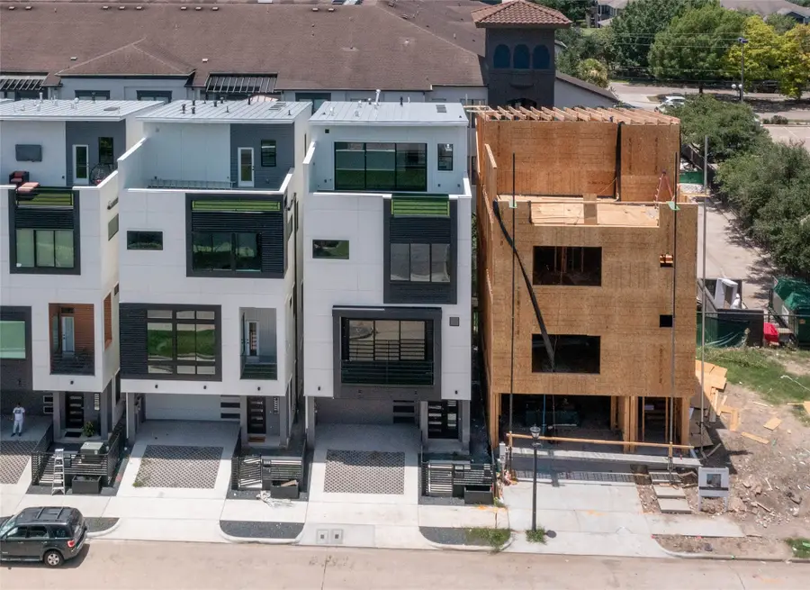 519 Memorial Heights Drive, Houston, TX 77007 - Image #2