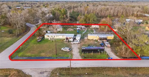 16118 County Road 897, Rosharon, TX 77583