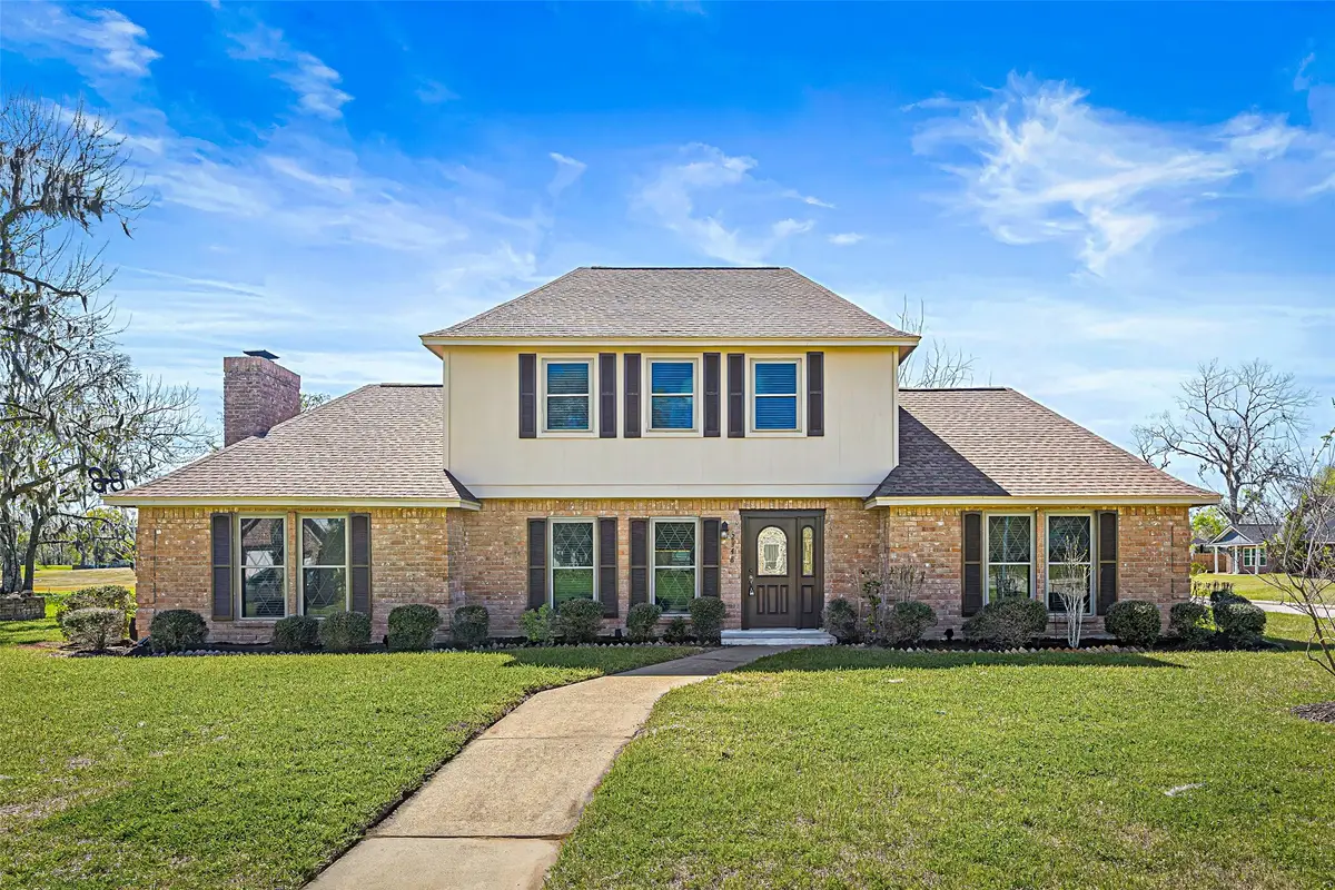 2348 Shalmar Drive, West Columbia, TX 77486 - #1