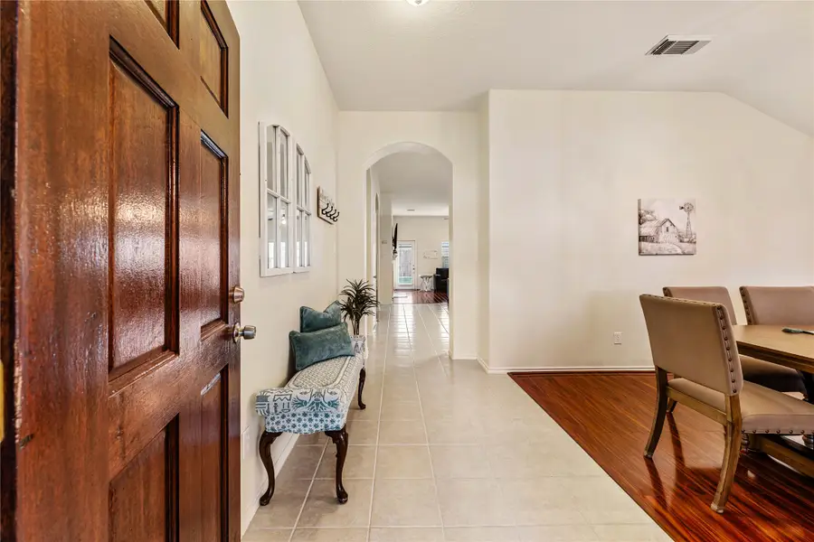 9830 Lynette Falls Drive, Houston, TX 77095 - Image #3