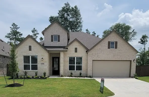 22195 Wilderness Waterway Lane, Porter Heights, TX 77365