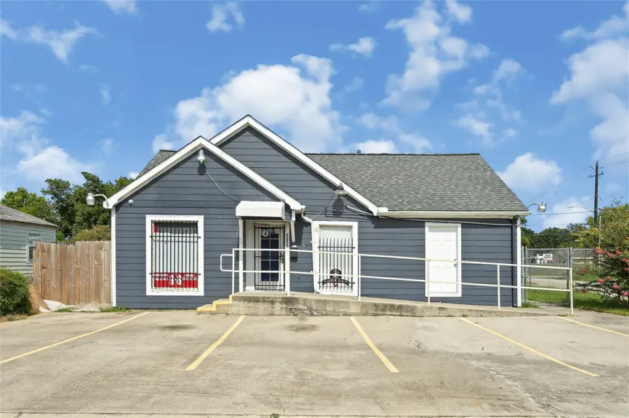 3731 Reveille Street, Houston, TX 77087 - #3