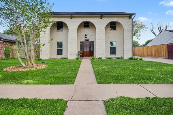 15914 Dunmoor Drive, Houston, TX 77059