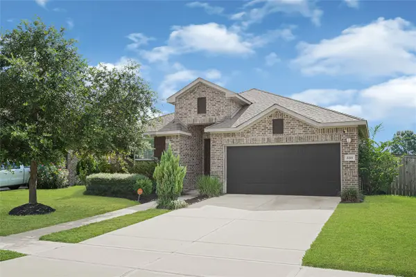 2211 Kingston Canyon Trail, Pearland, TX 77089