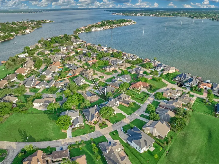 50 Naples Lane, Montgomery, TX 77356 - #2