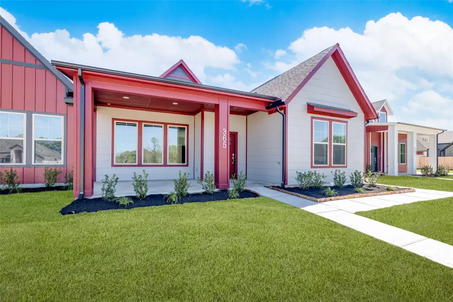 365 Legacy Point Drive #B, Sealy, TX 77474 - #2