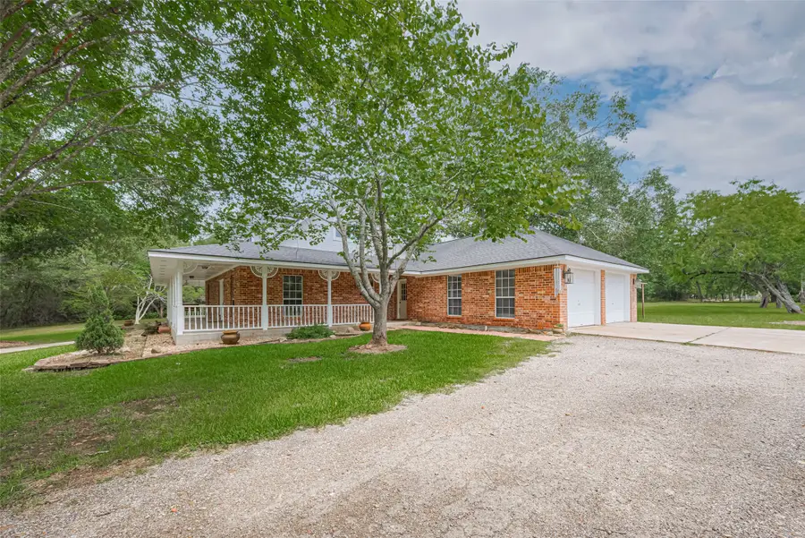 144 Pin Oak Lane, Hempstead, TX 77445 - Image #3